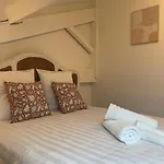 La Chartreuse Avec Piscine Сasa de vacaciones