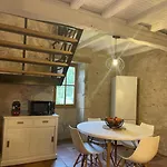 La Chartreuse Avec Piscine Сasa de vacaciones