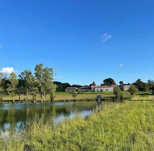 La Chartreuse Avec Piscine Vakantiehuis *